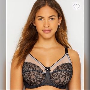 🖤Wacoal Lace Underwire Bra🖤